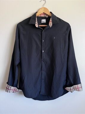 Men’s Burberry button up shirt